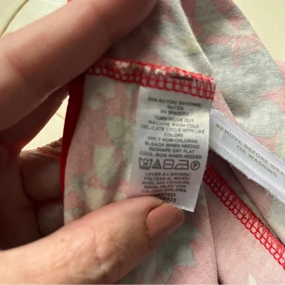 LOFT - RIVIERA FLORAL SHORTS - SIZE 8 - Picture 5 of 6